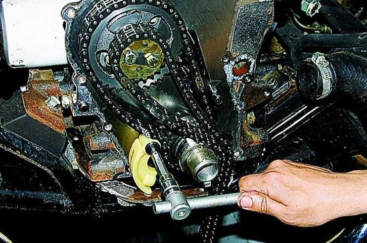 Как поменять прокладку клапанной крышки 406 двигатель