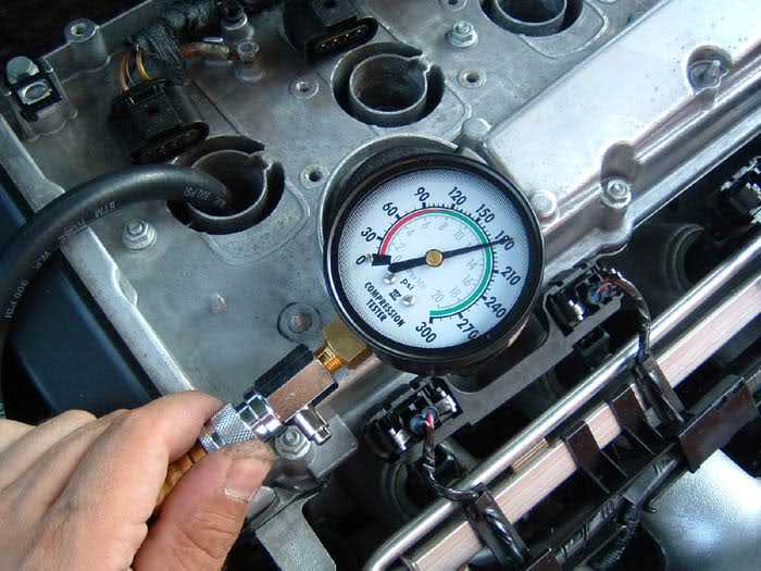 Как проверить компрессию в двигателе ваз 2110 своими руками: все необходимые инструменты и хитрости замера | luxvaz