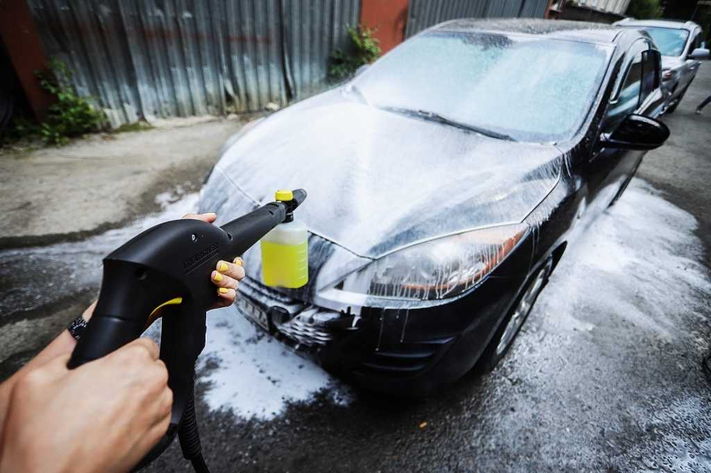Можно ли мыть двигатель автомобиля керхером, как мыть правильно