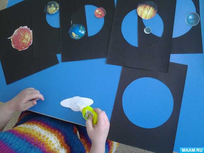 Поделки ко дню космонавтики 2021. подборка идей на 12 апреля для детского сада и школы