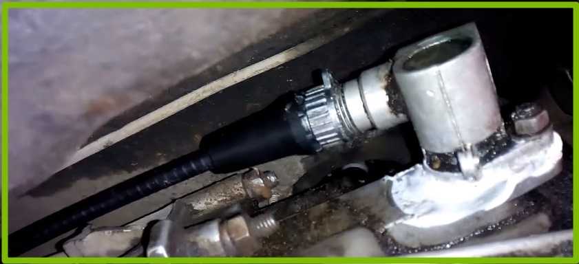 Замена тросика и привода спидометра ваз 2109: почему не работает механизм и как его подключить?