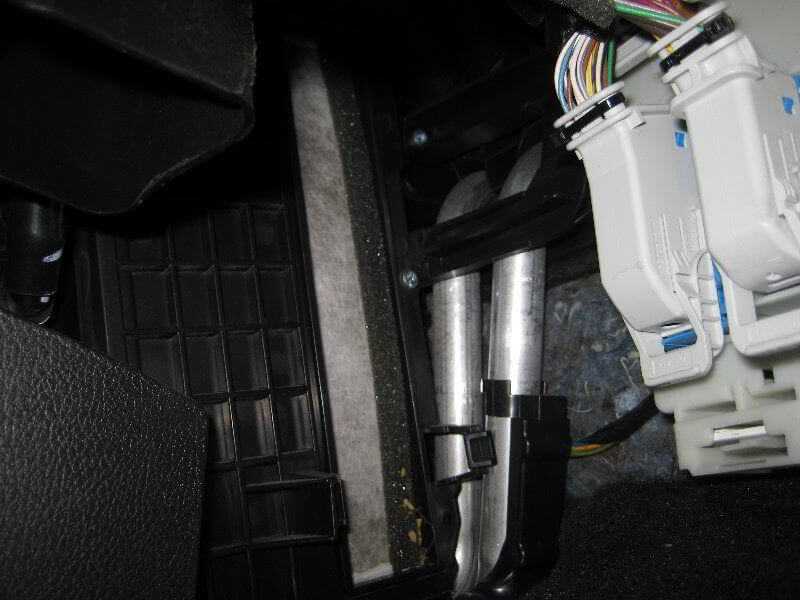 Замена салонного фильтра на форде фокус 3