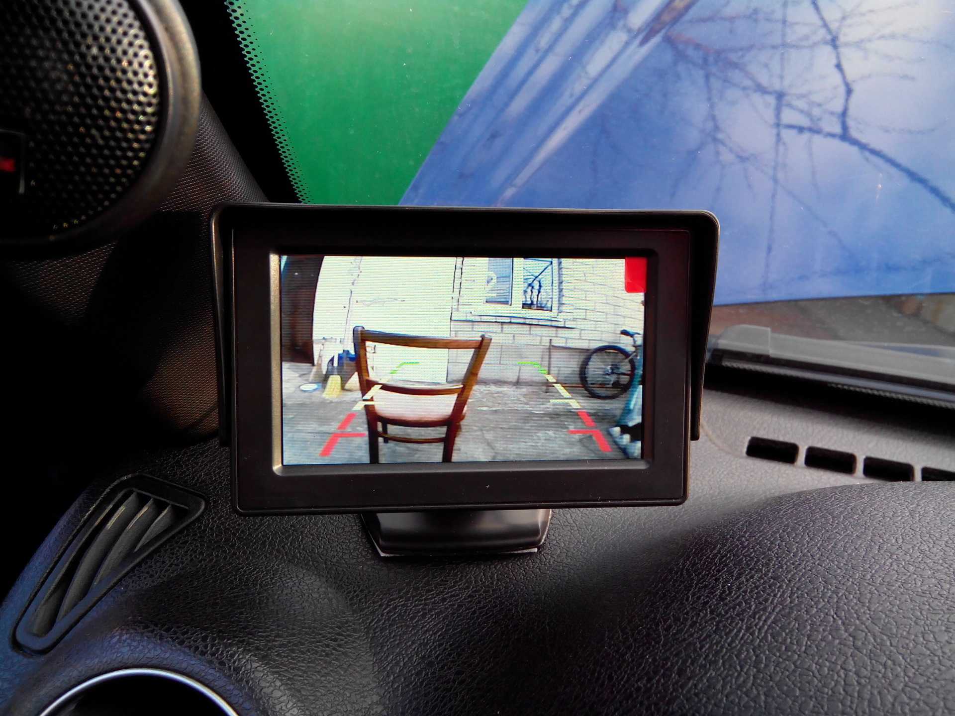 Хороший обзор и лёгкая парковка: рейтинг лучших камер заднего вида для автомобиля на 2020 год