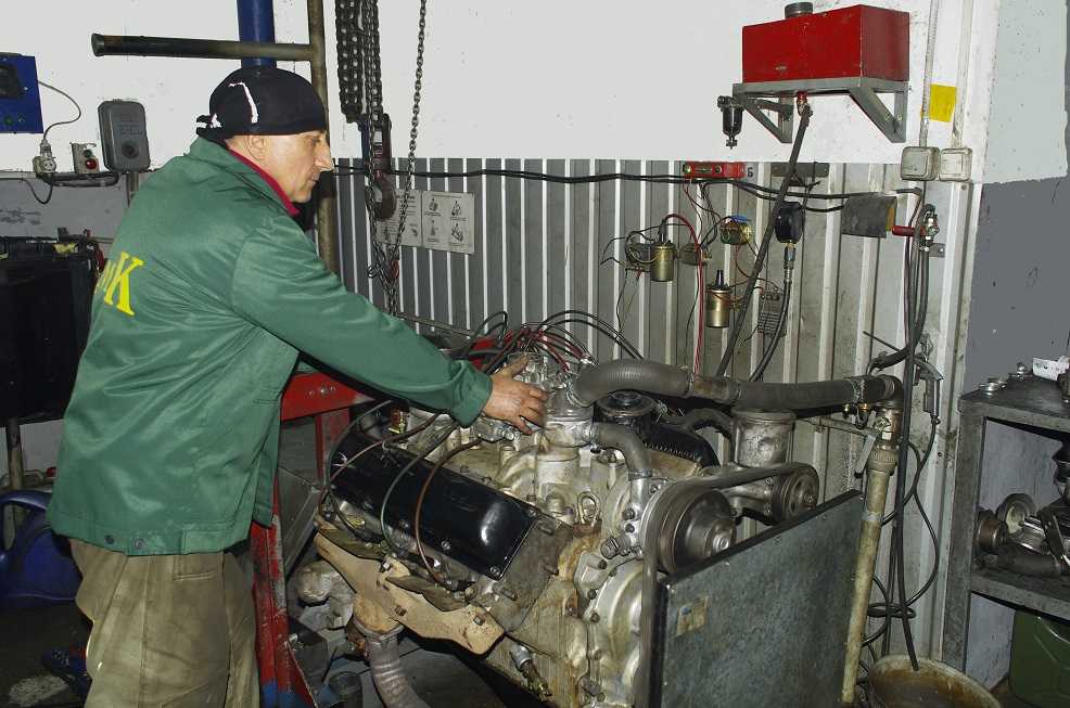 Как правильно глушить двигатель камаз Порядок пуска двигателя зависит от его теплового состояния, а также температуры окружающего воздуха При