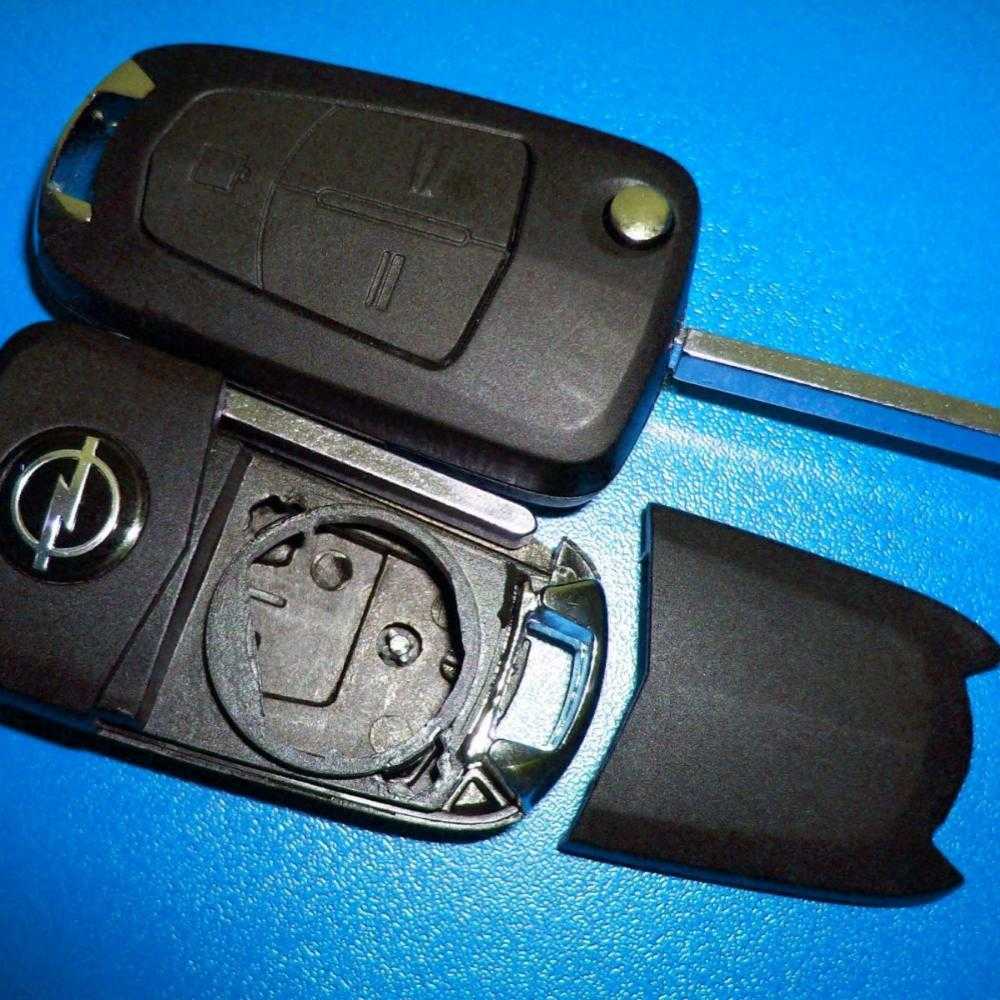 Замена батарейки в ключе зафира. фото, инструкция как поменять батарейку в ключе зафира а | ремонт авто, автозапчасти для иномарок