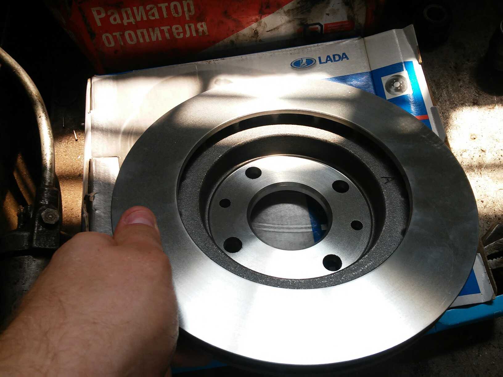 Как произвести замену тормозных дисков на ваз 2110 с видео