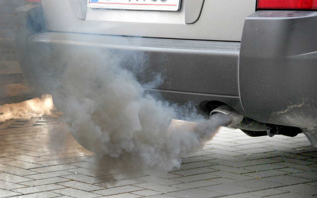 Почему дымит дизельный двигатель черным дымом при нагрузке